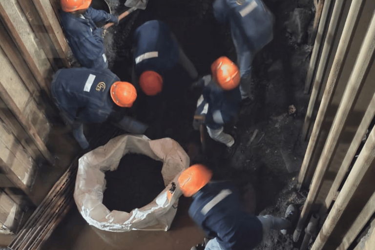 Tunnel Scale Cleaning